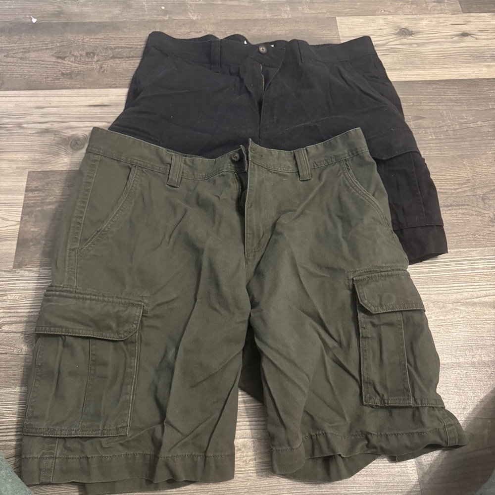 Amazon Essentials Men's Cargo Shorts Bundle‎ - Black and Green - Size 40W
